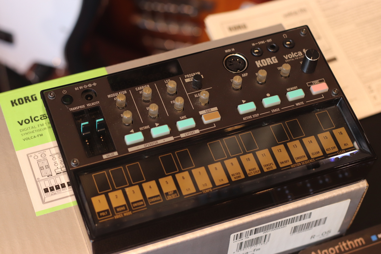KORG volca fm デジタルFMシンセサイザー 本体 KORG volca fm（中古