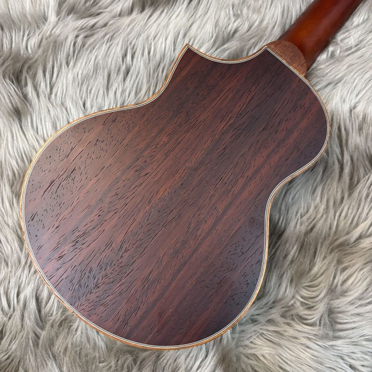 Ibanez エレアコウクレレ UEW30PDE