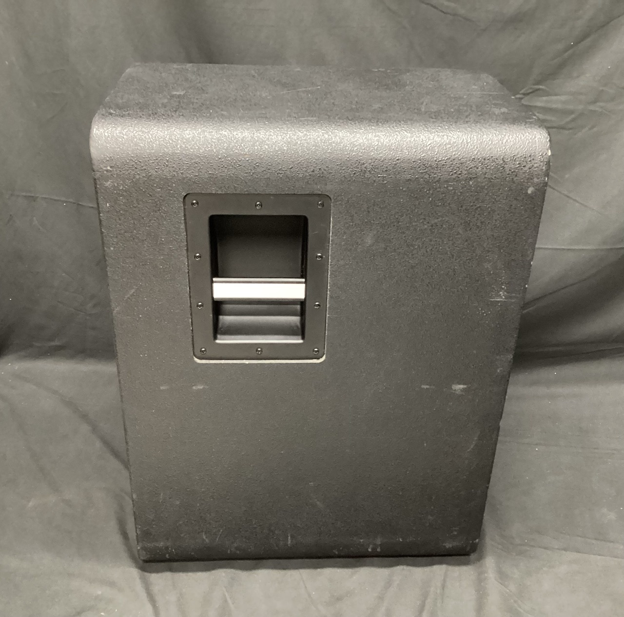 Ampeg PN-210HLF ベースキャビネット〈アンペグ〉 | Bass Amp