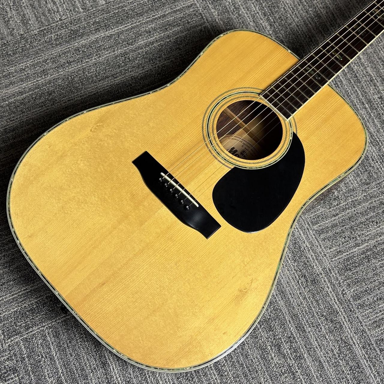 Morris MWH-03 RS 美品　ビンテージ　ハードケース付 Morris MWH-03 RSハミングバードタイプ ビンテージ ハードケース付