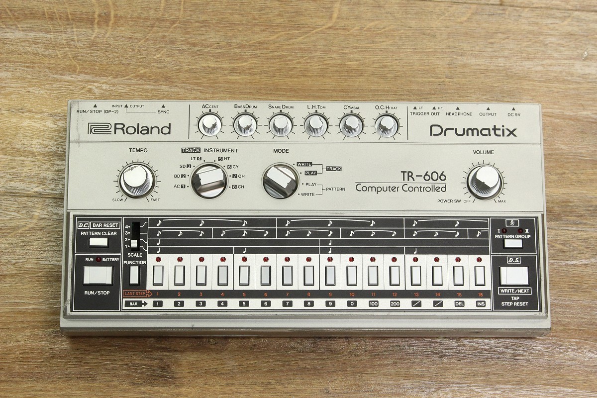 Roland TR-606 【VINTAGE】 【キーボードマート新宿】【新宿店