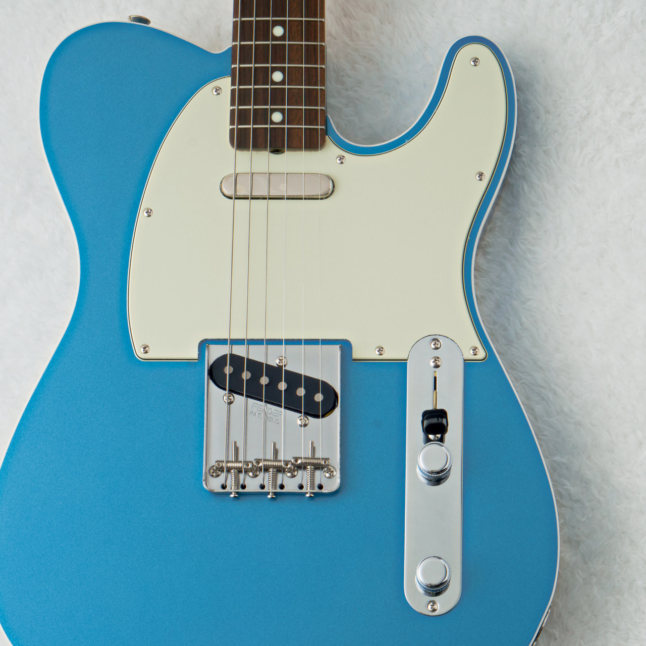 Fender FSR MIJ TRADITIONAL 60s TELECASTER CUSTOM Lake Placid Blue