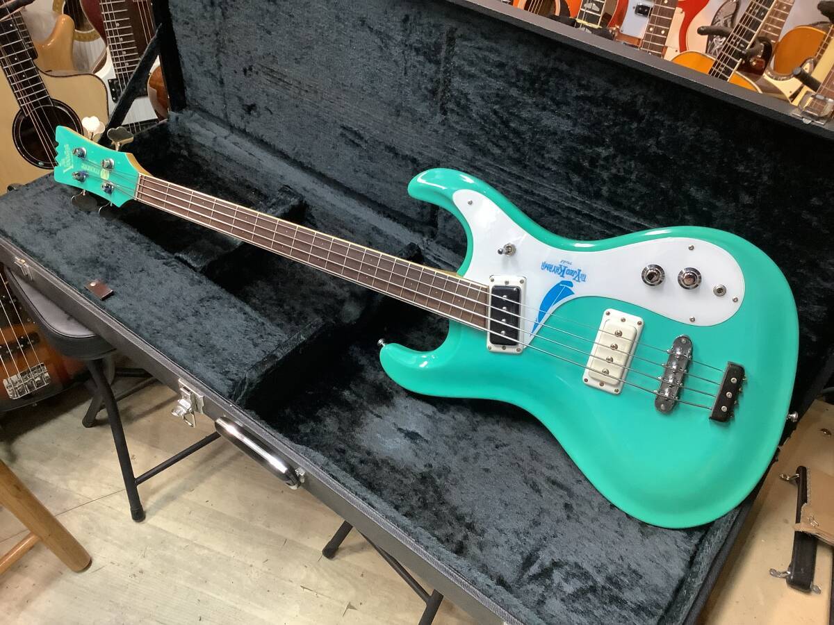 Mosrite The Ventures Bass 65スタイル マリンブルー モズライトベース