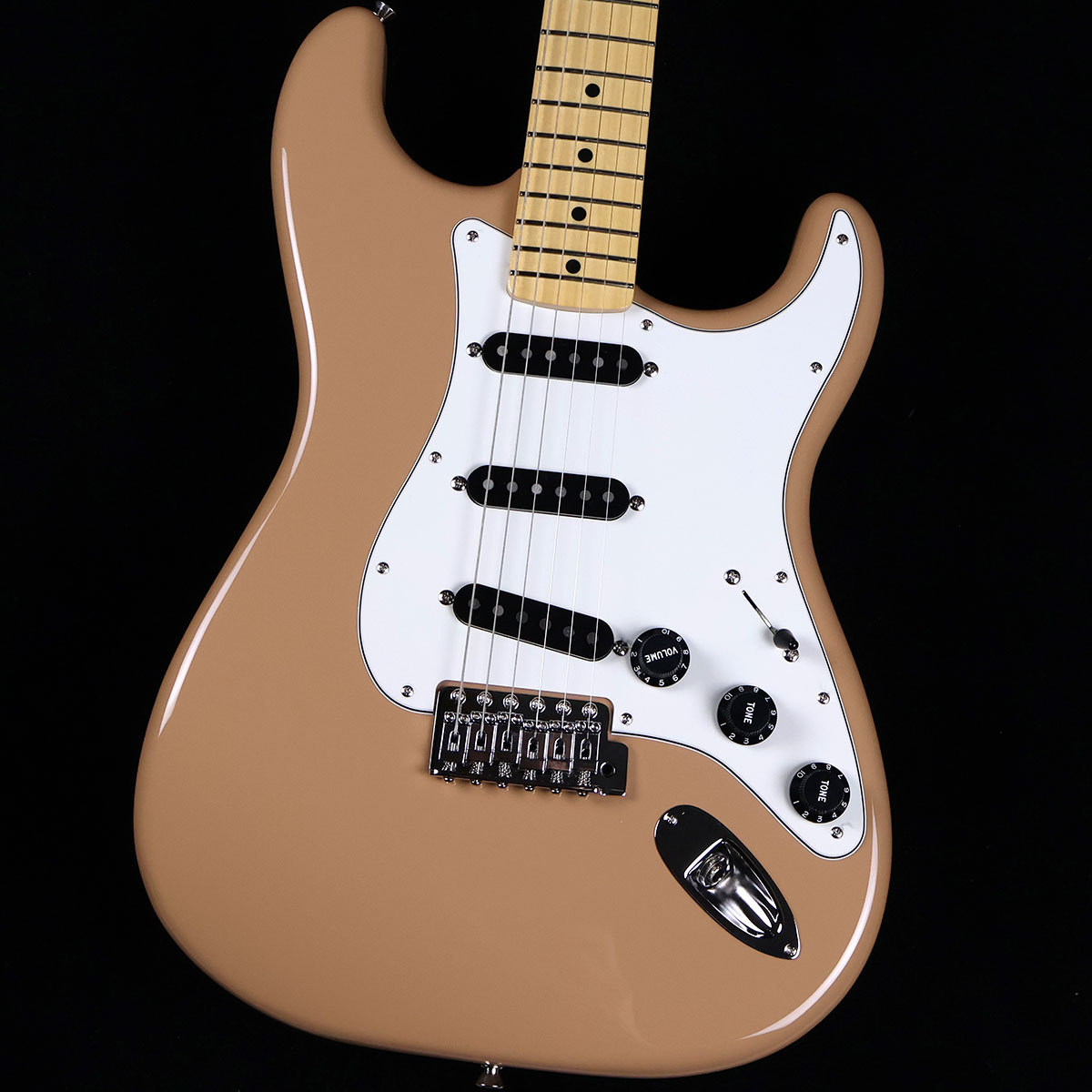 Fender MIJ Limited International Color Stratocaster