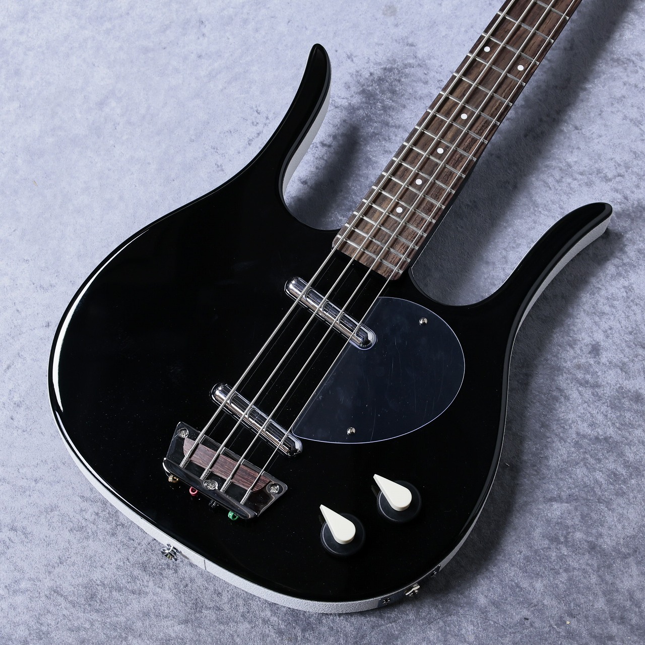 Danelectro LONGHORN BASS - BLK - 【2.66Kg】【#112011】（新品