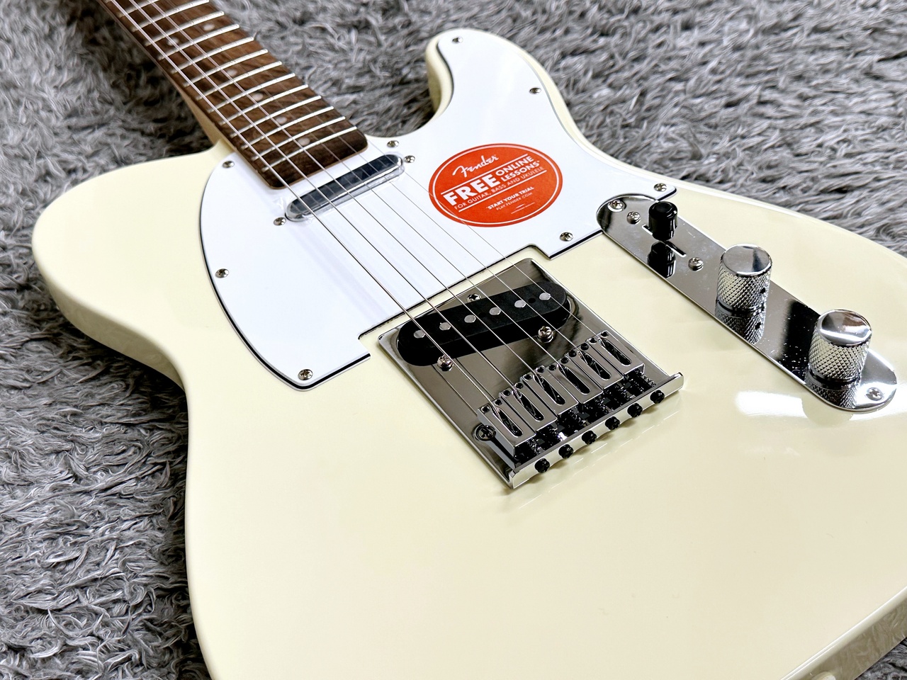 Squier Telecaster by fender white