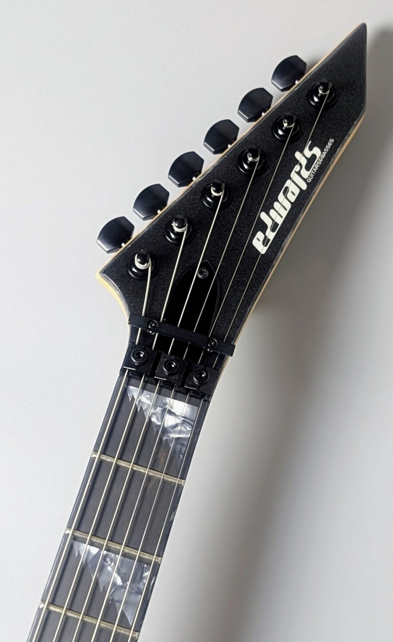 エレキギター ブラック 3ピックアップ　　　　 美品 EDWARDS E-ALEXI BLACKY 【3.34kg】（新品）【楽器検索デジマート】