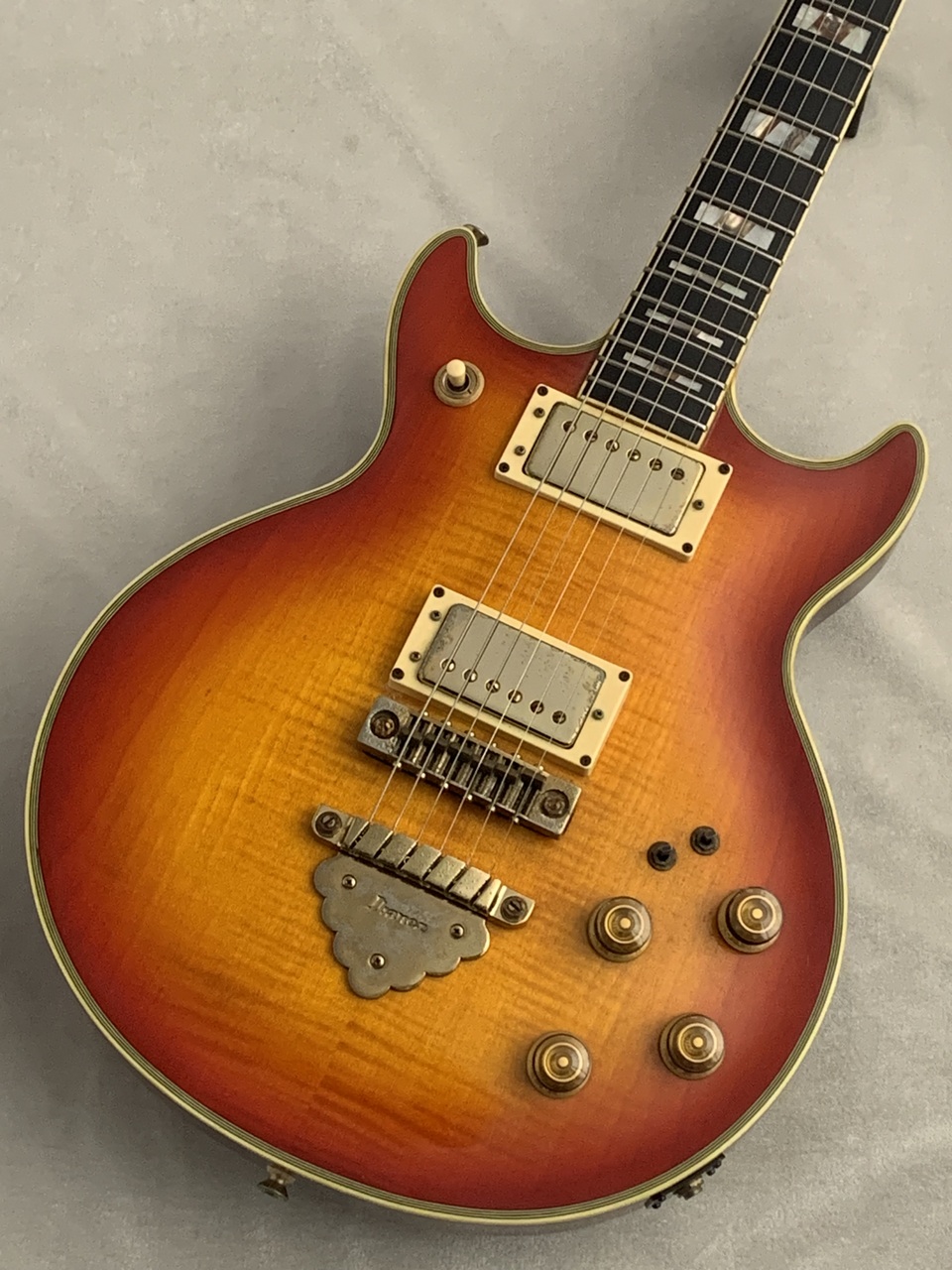 Ibanez 【ご委託中古品】AR 300CS 【4.71kg】（中古）【楽器検索