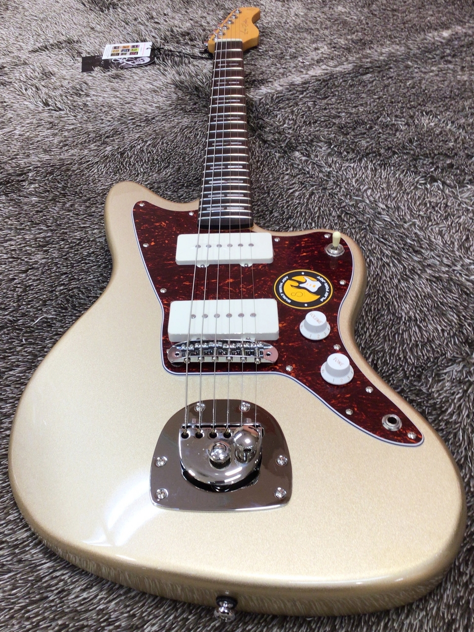 Sire Larry Carlton J5 CGM (Champagne Gold Metallic)【Sireのジャズ