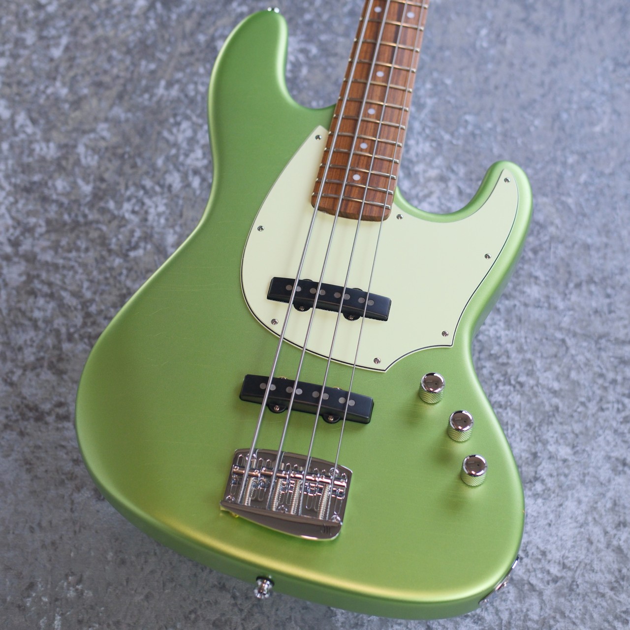 MAYONES Jabba 422 - Faded Ice Blue Metallic -【4.01kg】（新品特価