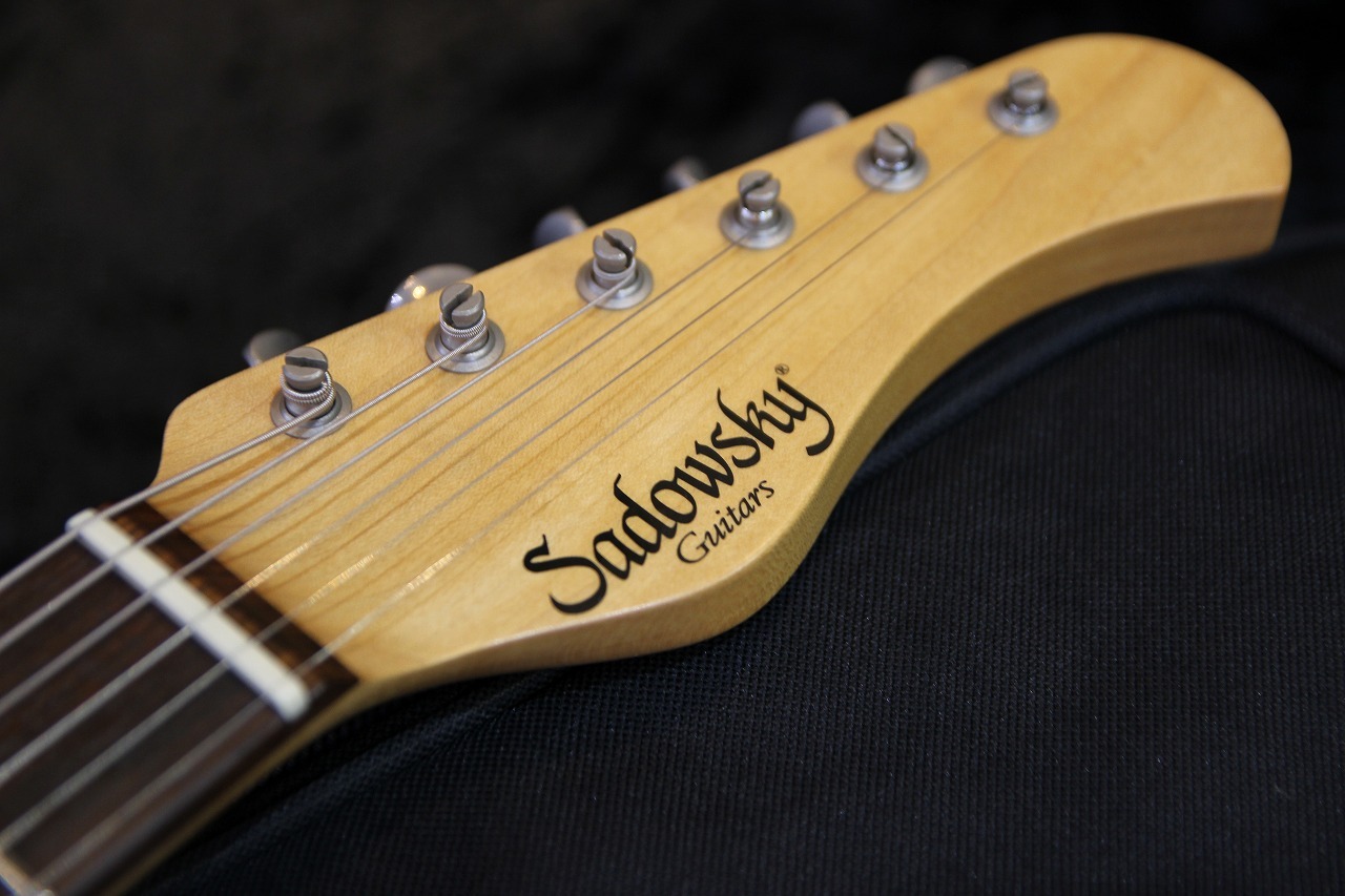 Sadowsky guitars metroline R1(ジャンク扱い Sadowsky guitars metroline R1(ジャンク扱い ギター