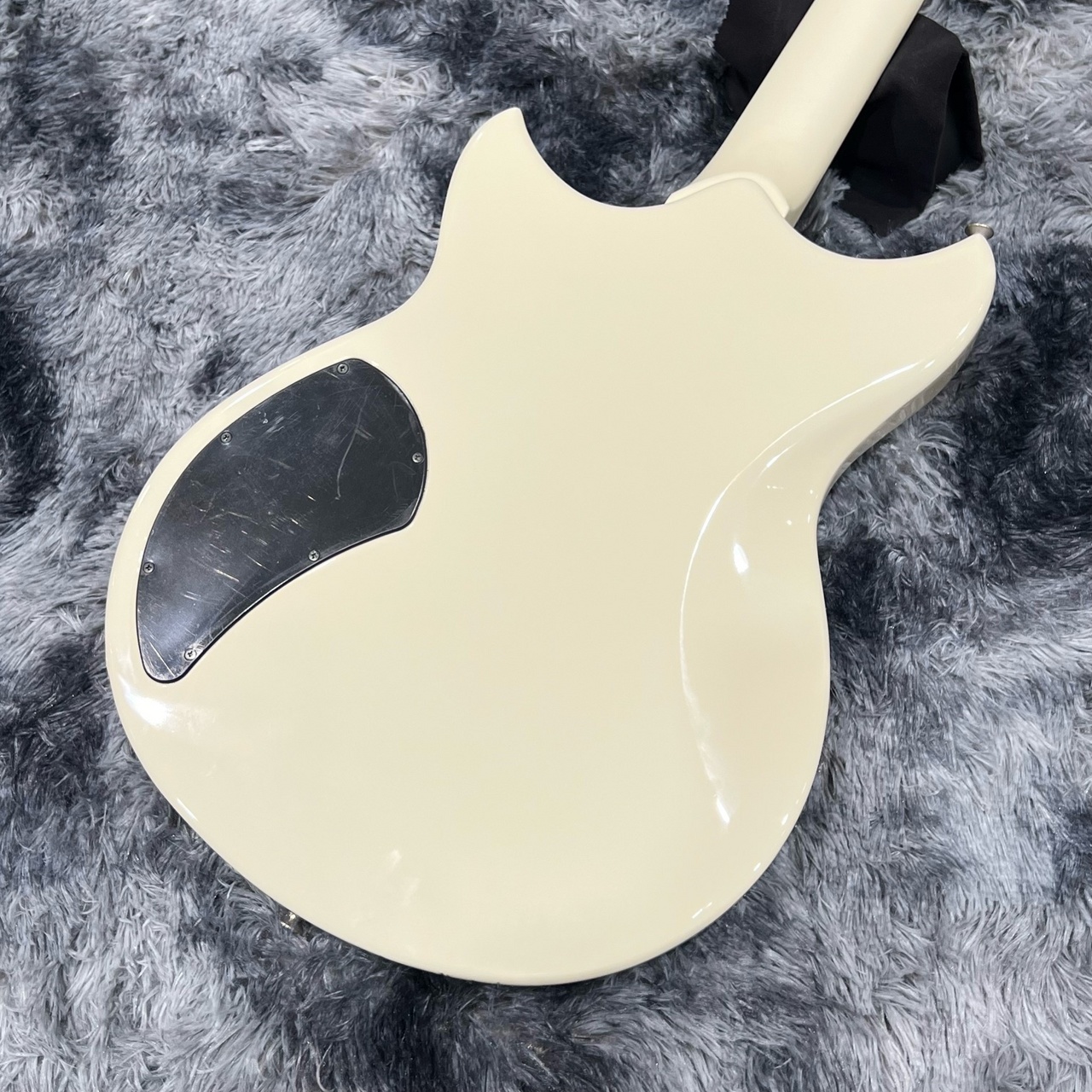 YAMAHA RSE20 / VW (ビンテージホワイト)（新品/送料無料）【楽器検索