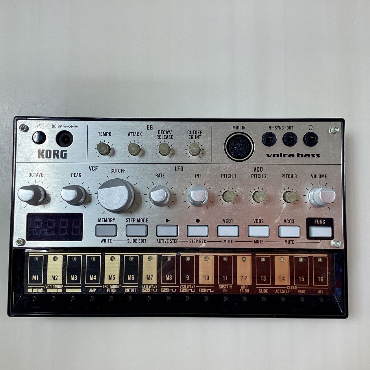 KORG VOLCA-BASS【現物写真】（中古）【楽器検索デジマート】
