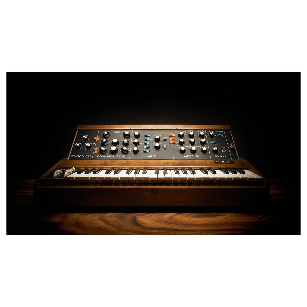moog Minimoog Model D アナログシンセサイザー モーグ 2022年