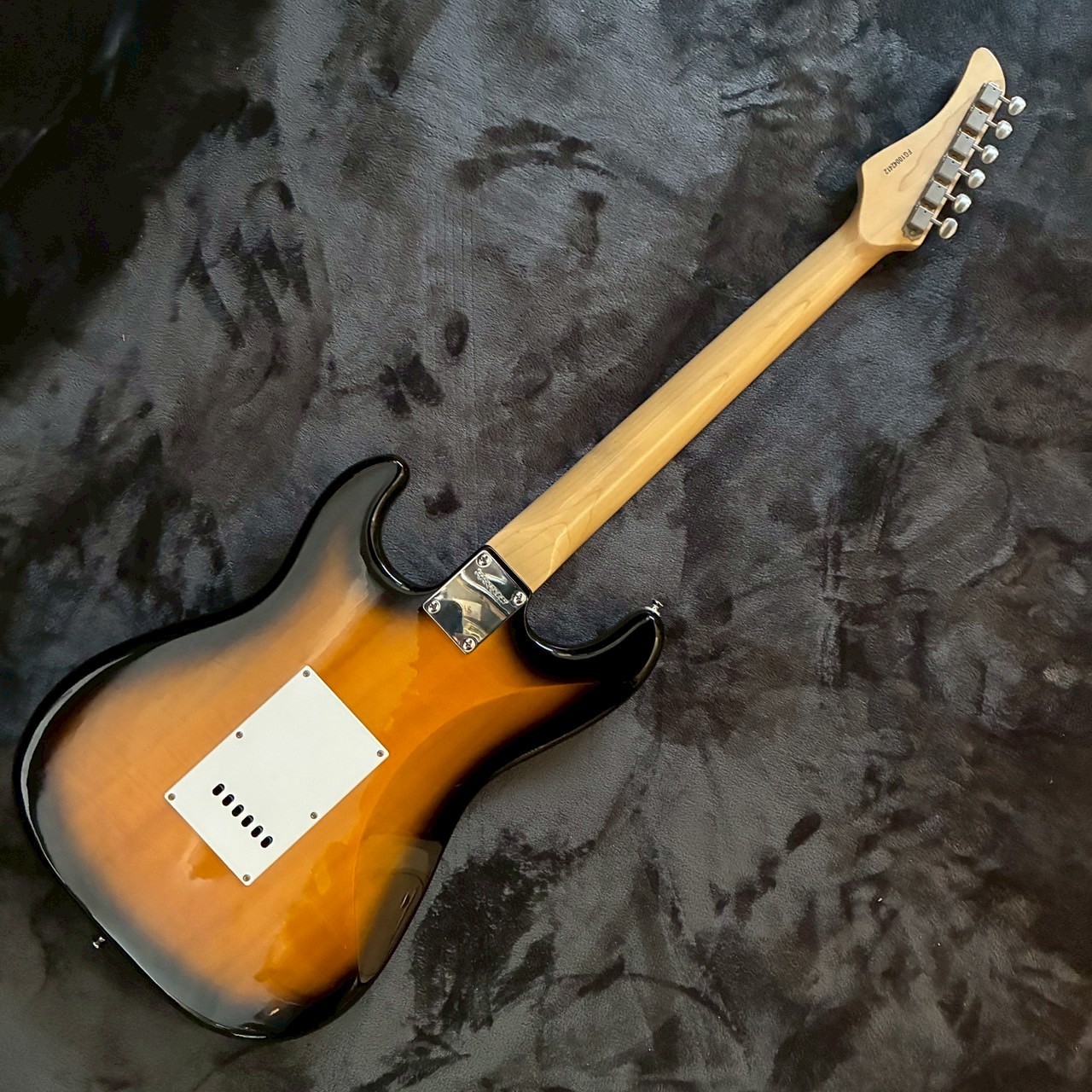 FERNANDES ストラトキャスタータイプ 【USED】【3.3kg】（中古）【楽器