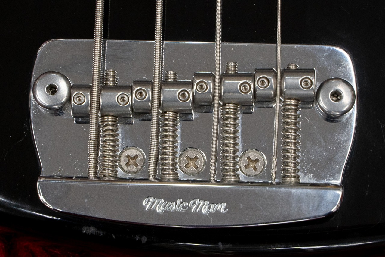 ERNIE BALL MUSIC MAN Sterling 4 HS Black #F10736 4.46kg【GIB横浜
