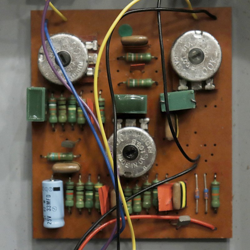 ビンテージ配線材で音色調整　SELDER　試奏動画　ジミヘン COLOR SOUND VINTAGE Tone Bender '76 ｜イケベ楽器店オンライン