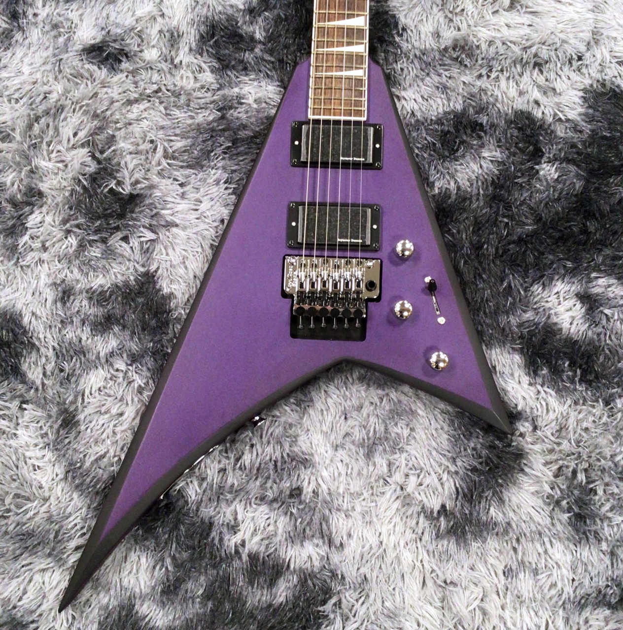 Jackson X Series Rhoads RRX24 Purple Metallic with Black