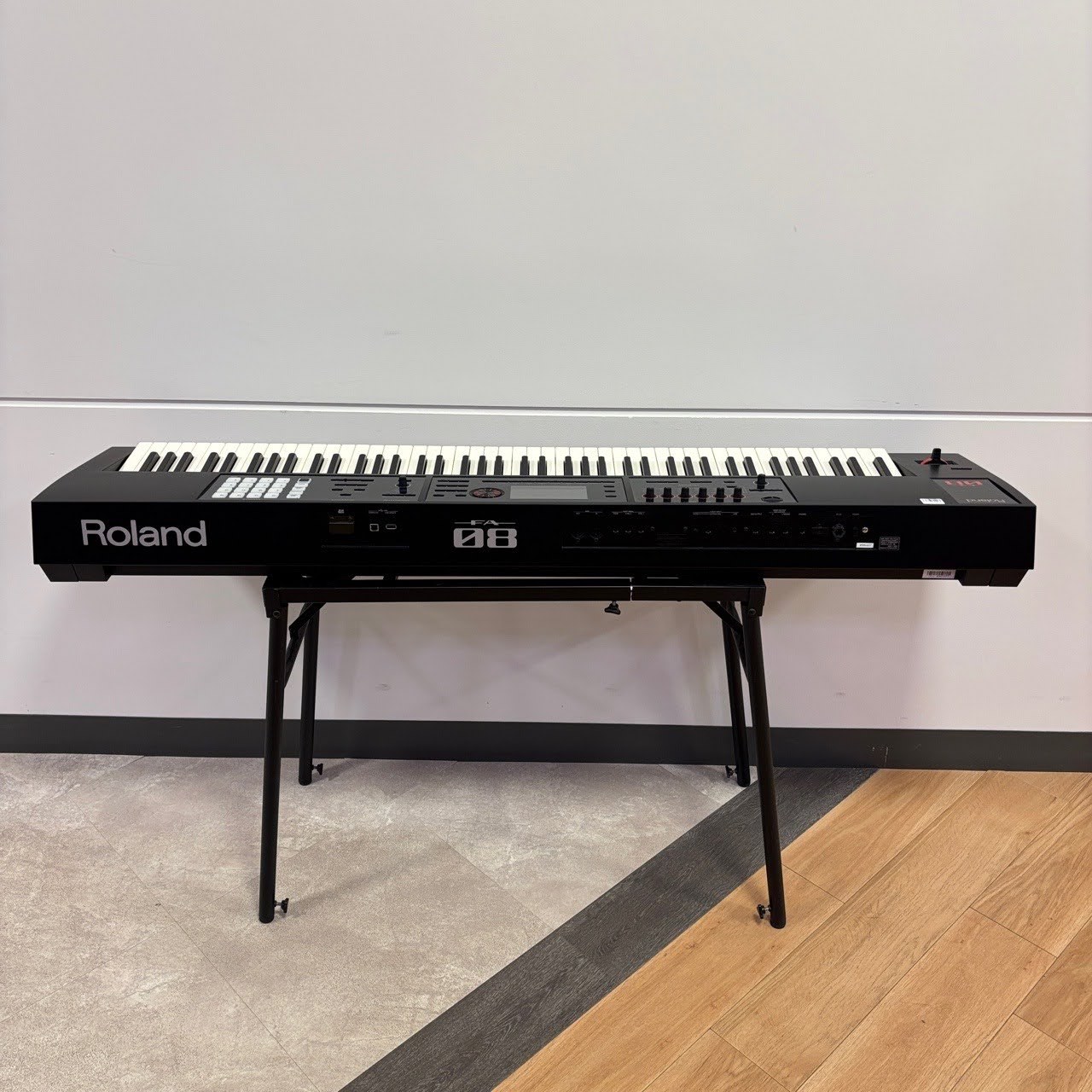 Roland FA-08（中古/送料無料）【楽器検索デジマート】