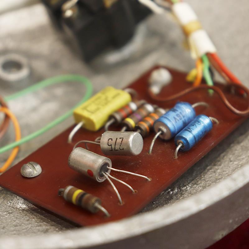 Arbiter VINTAGE Fuzz Face '68 Gray Silver（ビンテージ）【楽器検索