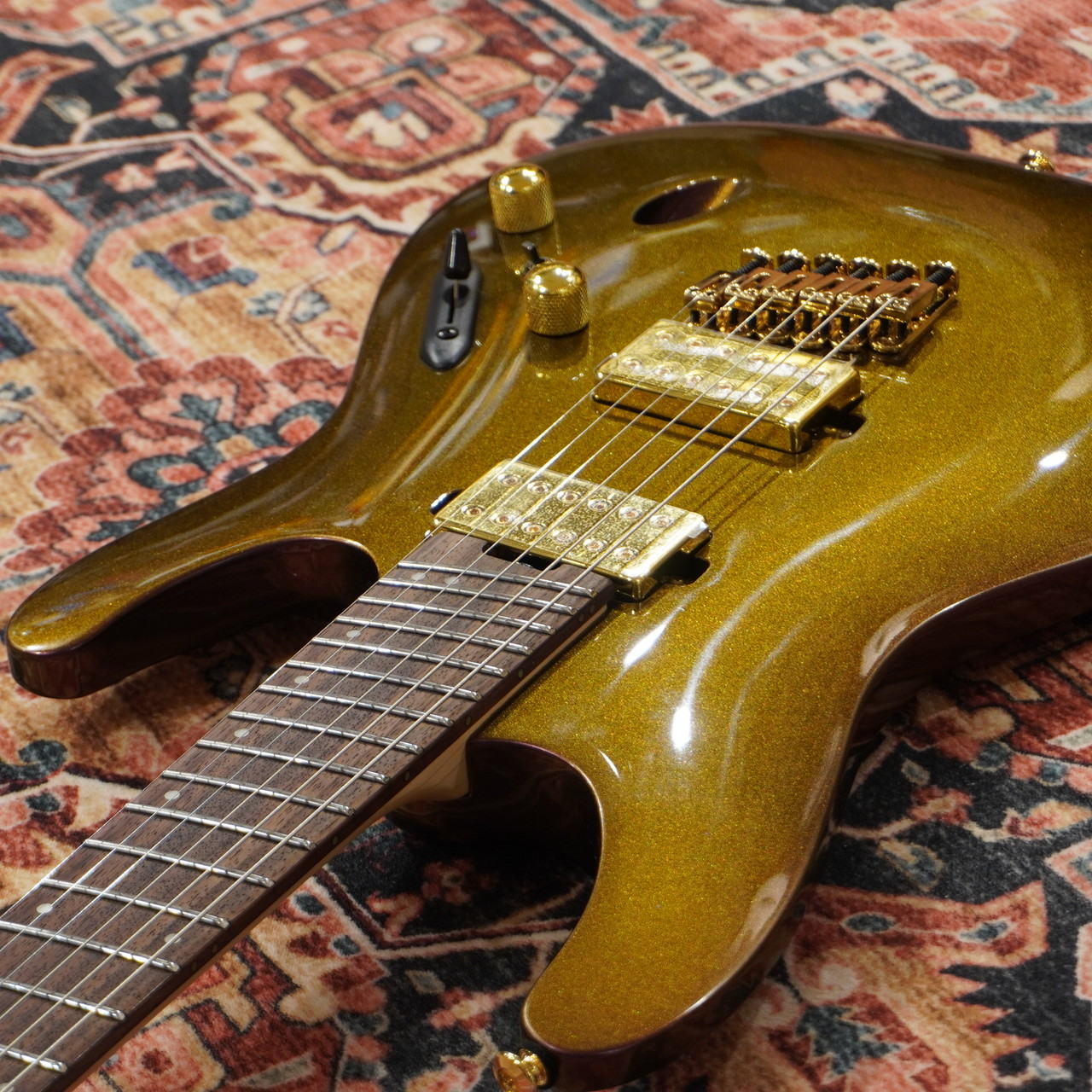 Ibanez SML721 EVO-Gold搭載 エレキギター 超軽量2.3kg Ibanez Axe Design Lab SML721 Electric Guitar - Rose Gold Chameleon