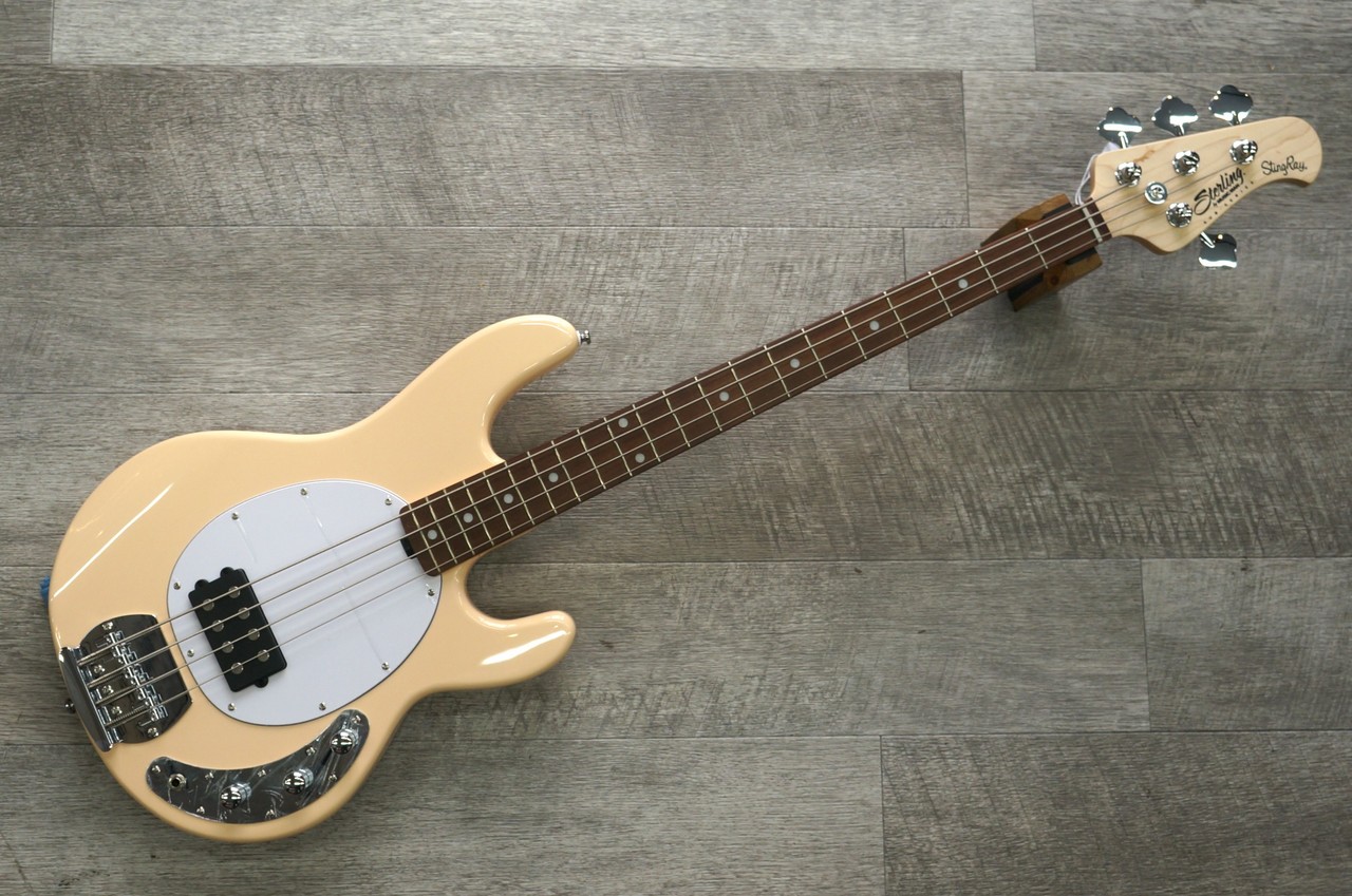 Sterling by MUSIC MAN S.U.B. Series Ray4(Vintage Cream)（新品