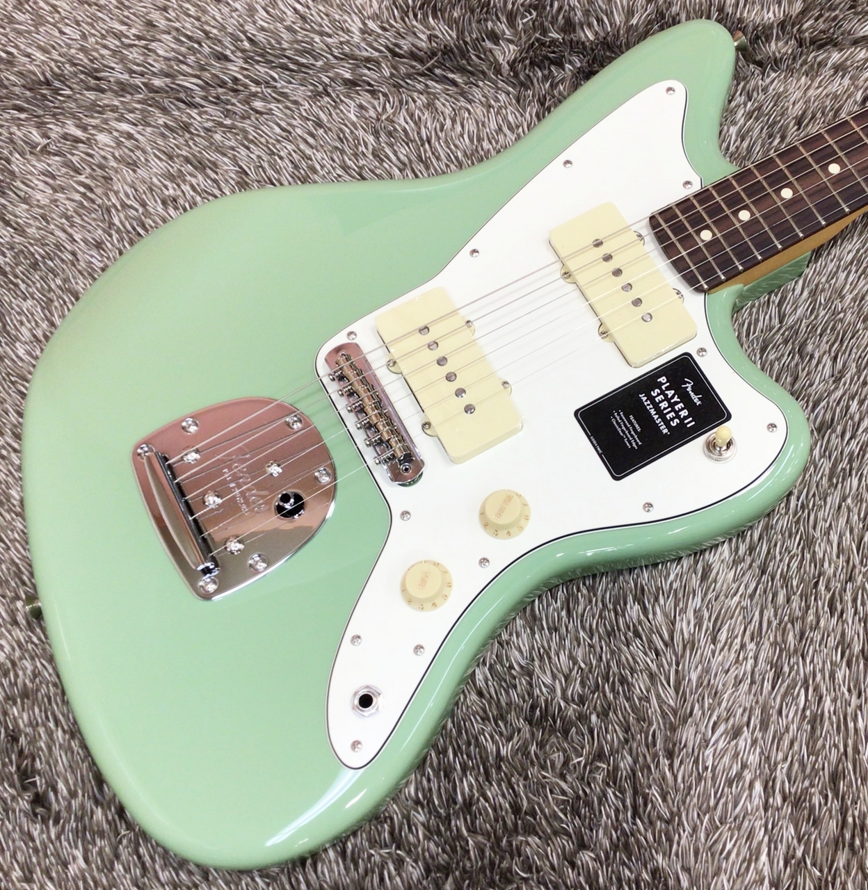 Fender Player II Jazzmaster ほぼ未使用 Fender Player II Jazzmaster 3-Color Sunburst エレキギター