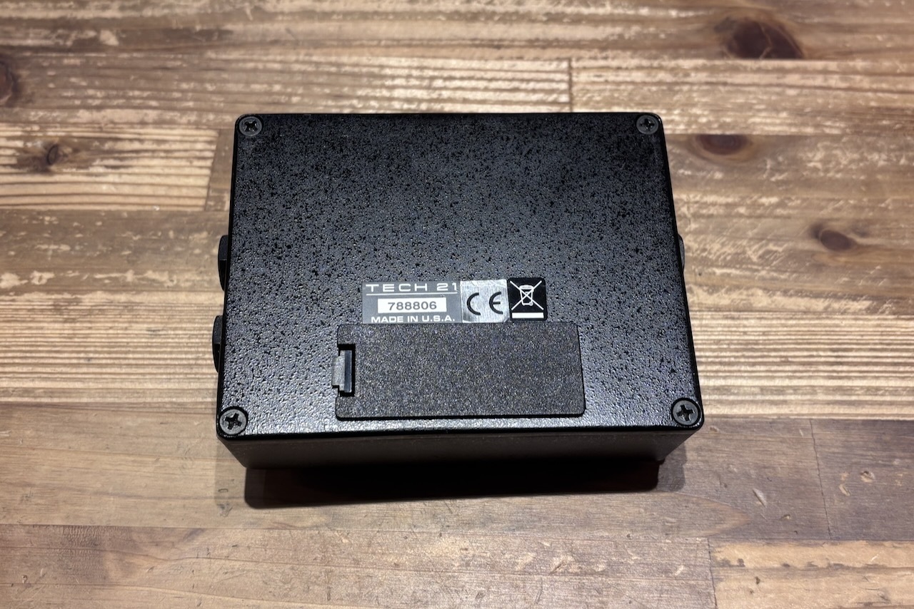 TECH21 SansAmp BASS DRIVER DI V1後期（中古）【楽器検索デジマート】