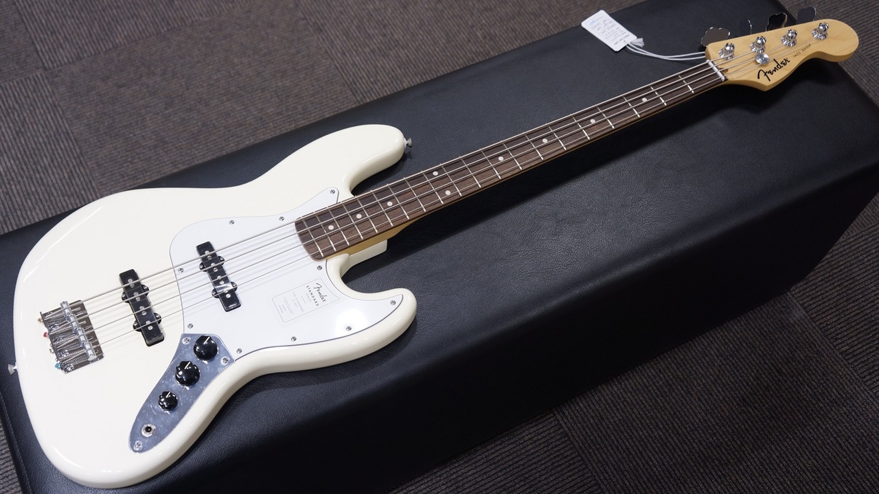 Fender Standard Jazz Bass Laurel Fingerboard White Pickguard