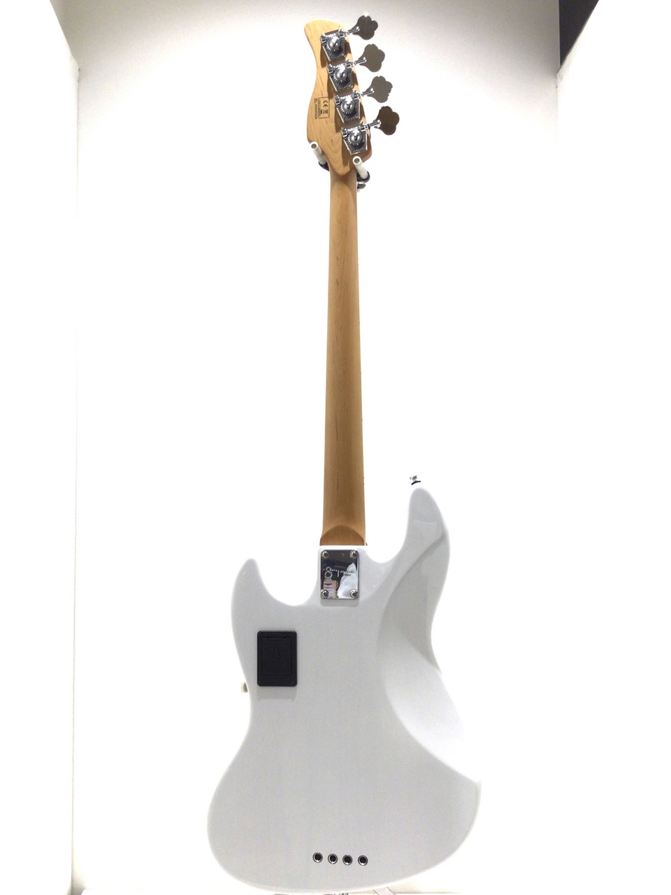 Sire V8 4st / WB【マーカス・ミラー監修】（新品/送料無料