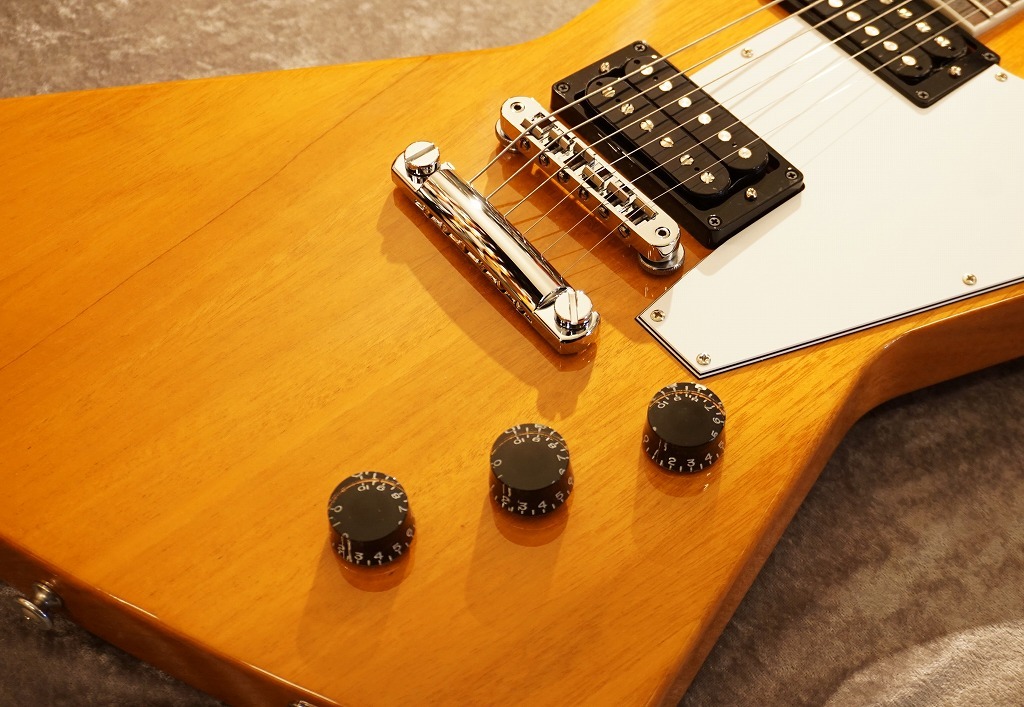 Gibson 【NEW】 70s Explorer Antique Natural #207750240 [3.42kg