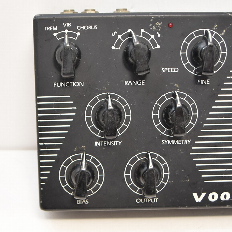 ROGER　MAYER　VOODOO-VIBE ROGER MAYER「VooDoo-Vibe+」レビュー：サイケデリック・ムーブメント