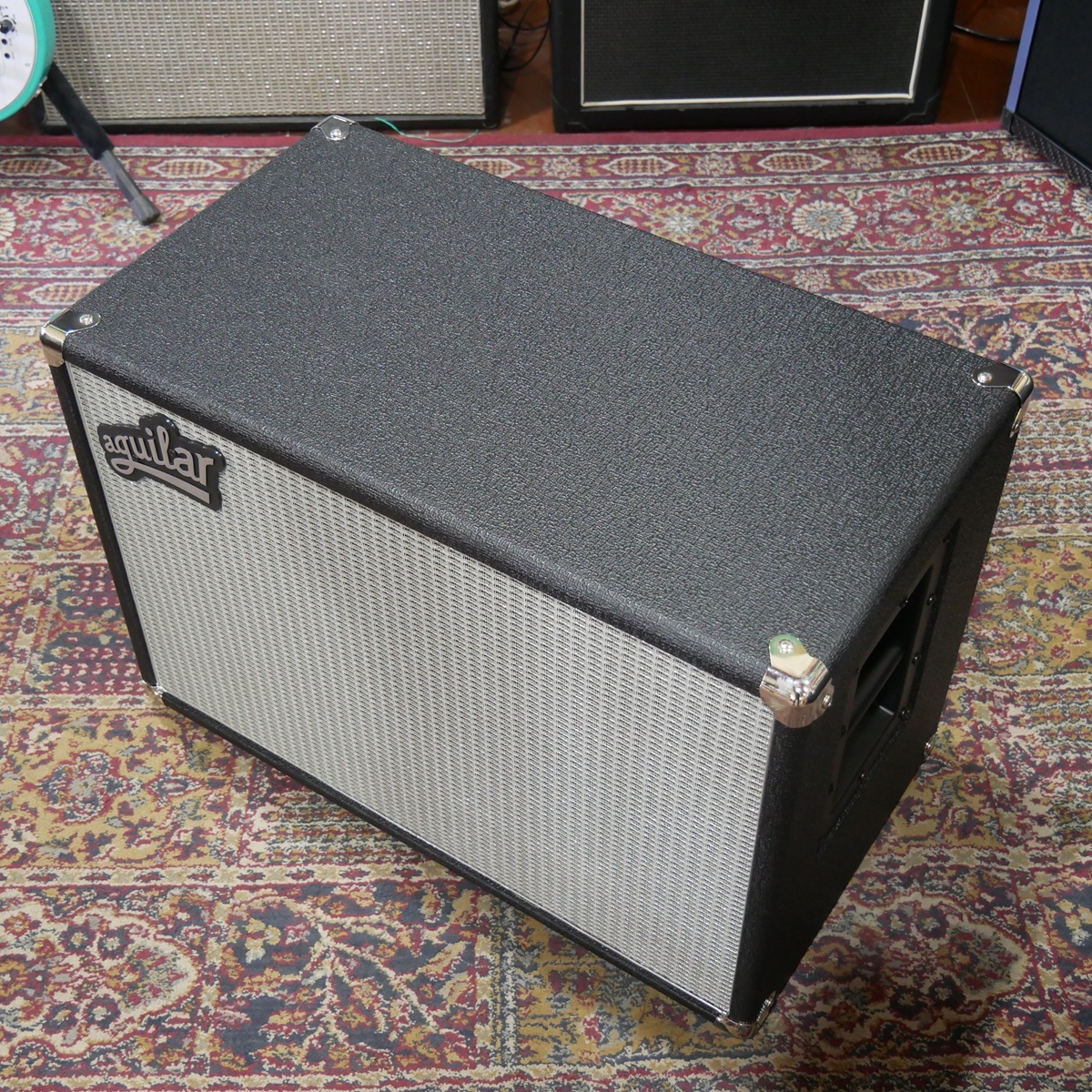 aguilar DB210 / 2 x 10 Speaker / 4Ω / 350 watts 【アウトレット特価