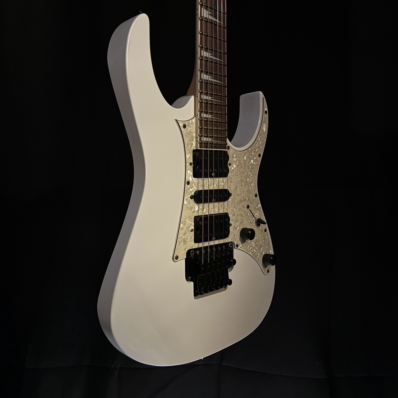 Ibanez RG350DXZ White【3.57kg】（中古）【楽器検索デジマート】