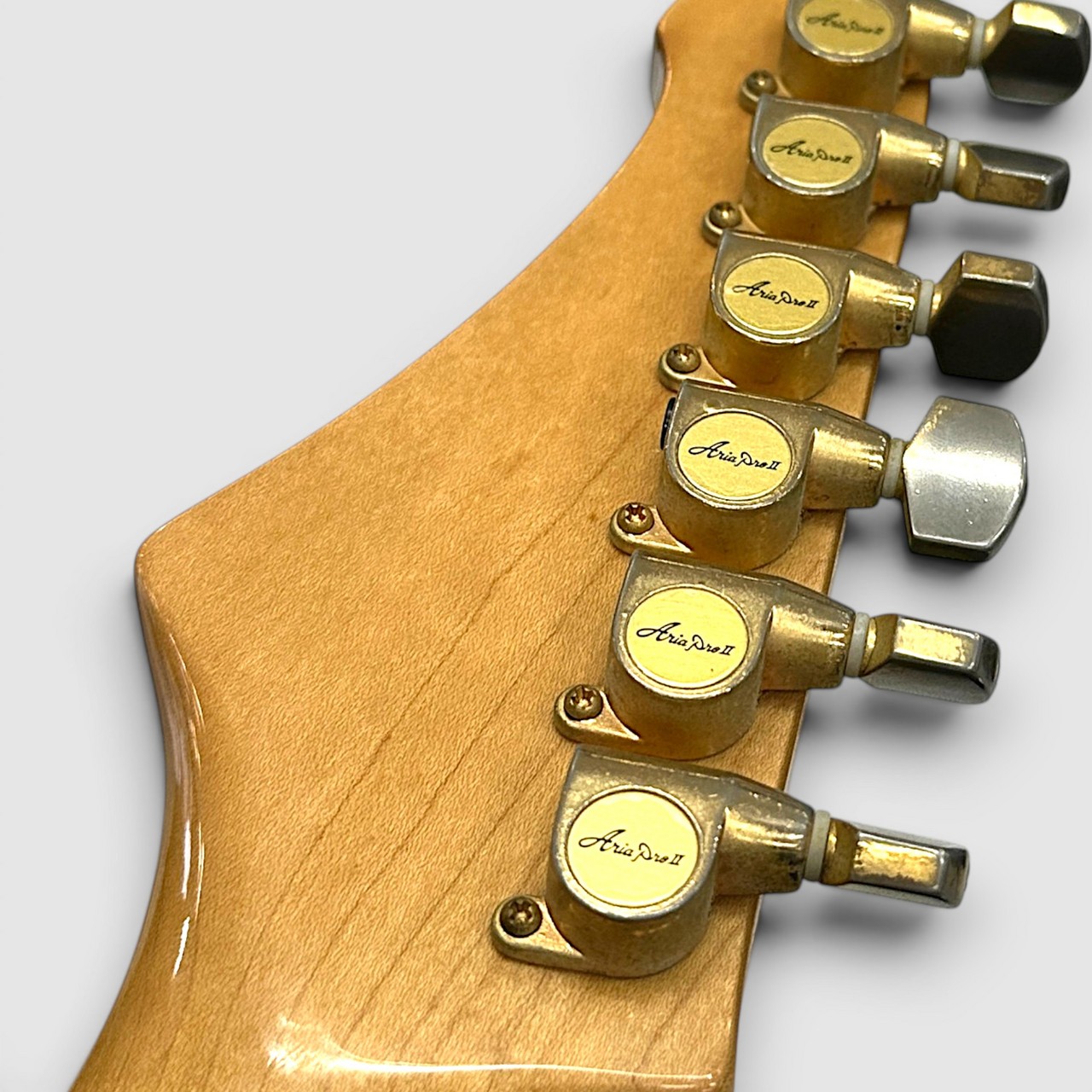 Aria Pro II RS DELUXE V ストラトタイプ（中古）【楽器検索デジマート】