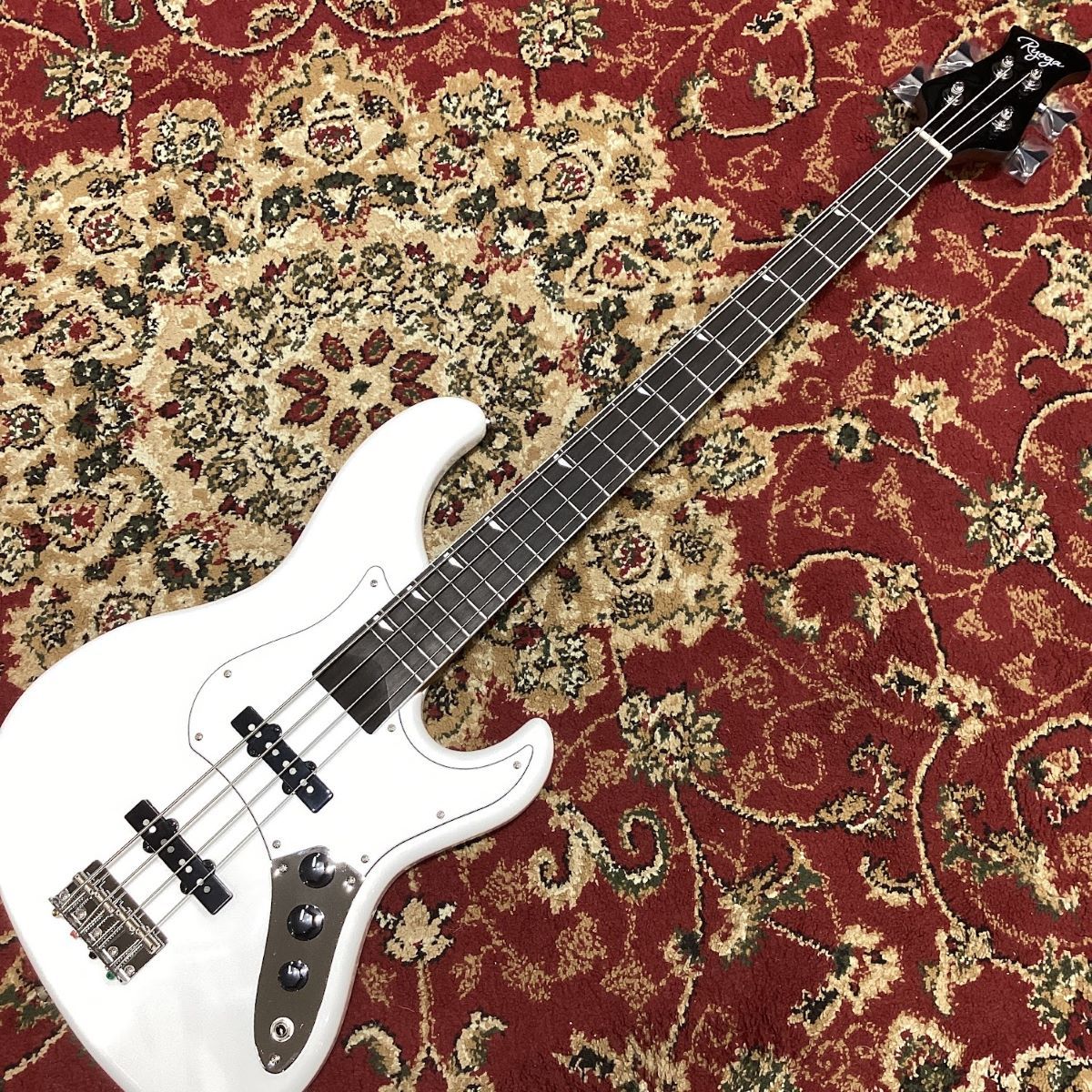 RYOGA VAL-BASS White エレキベース ジャズベースタイプ ベイクドメイプルネック