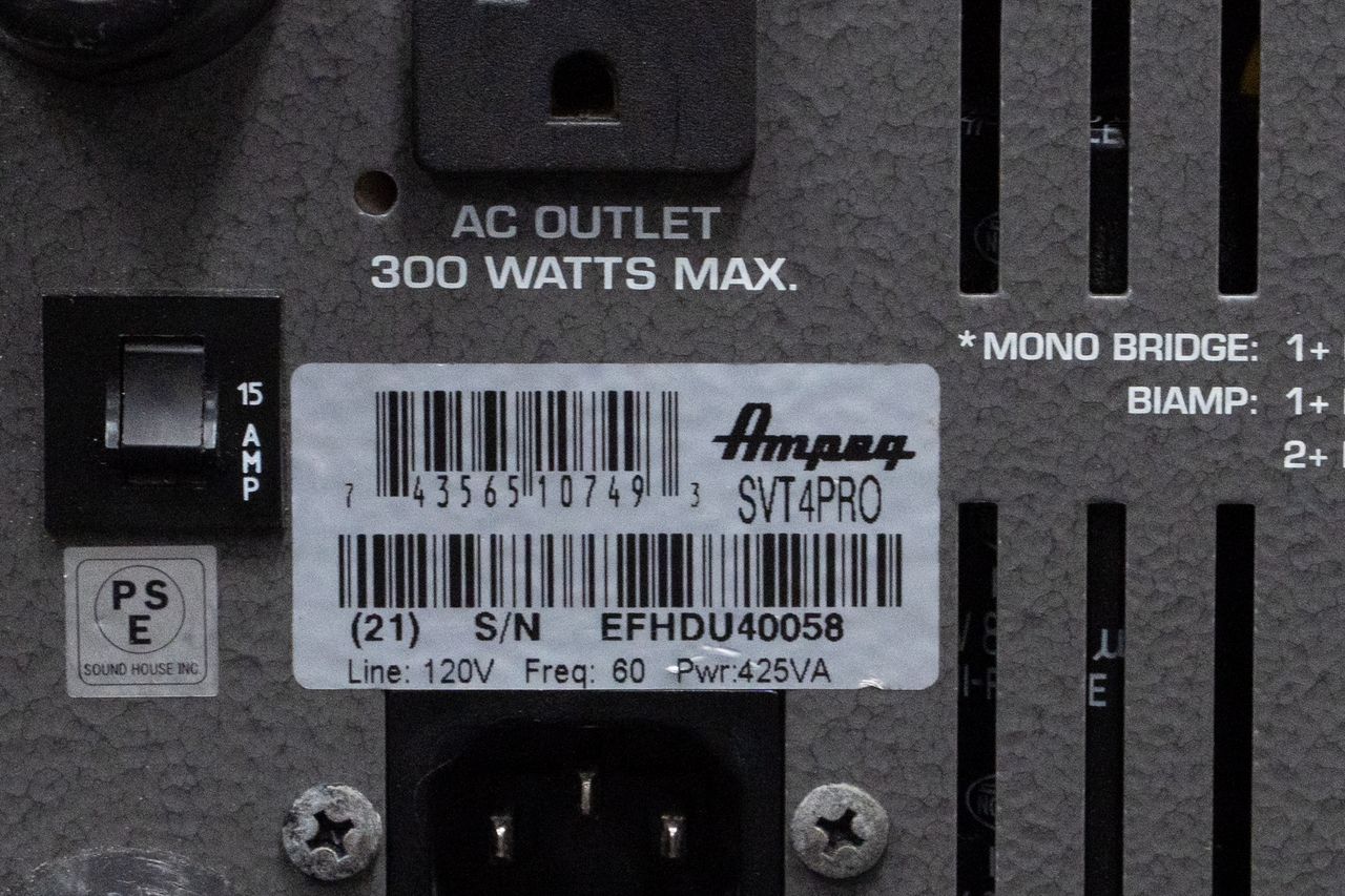 Ampeg SVT-4PRO Headamp 1200W(4Ω)・900W(8Ω)【GIB横浜】（中古