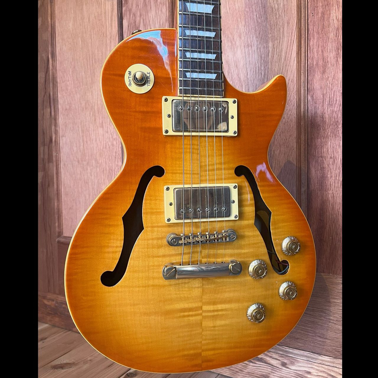 Epiphone Les Paul ES レスポール型セミアコースティックギター