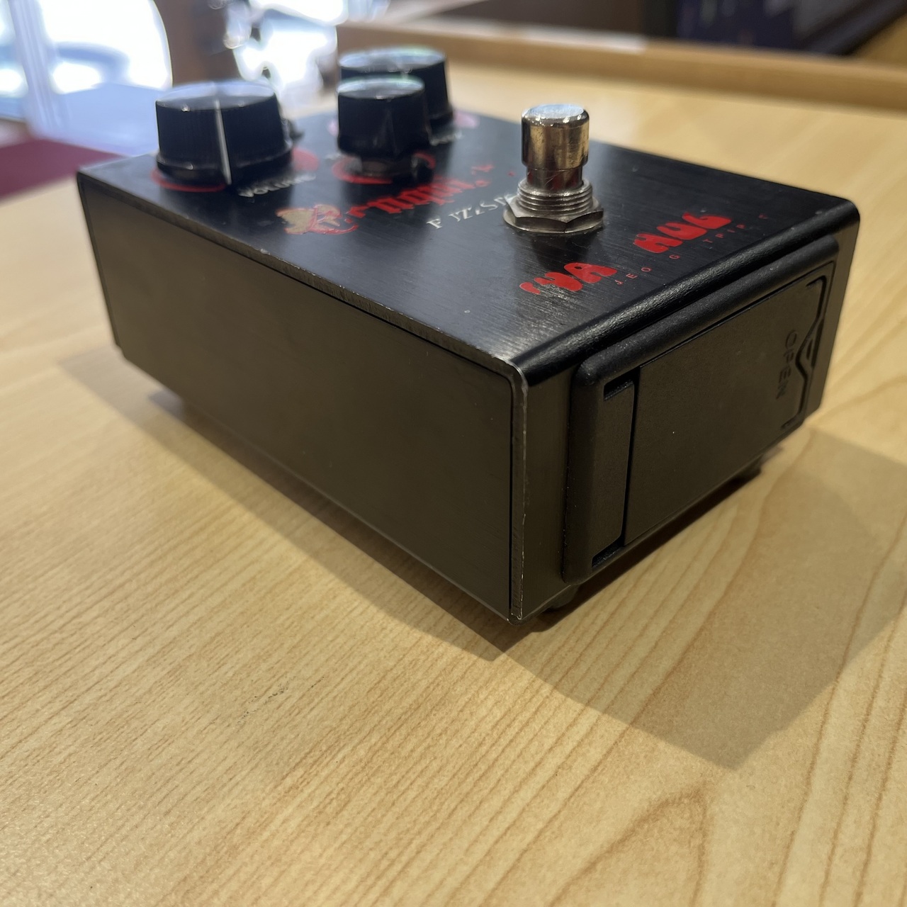 Way Huge WHE406 Conquistador Fuzzstortion（中古）【楽器検索