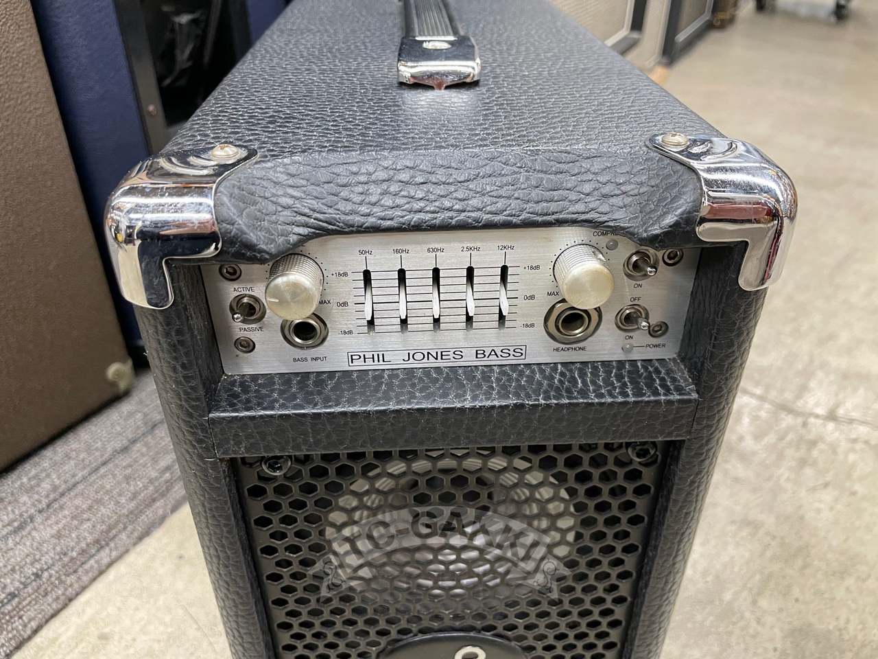 Briefcase | PHIL JONES BASS
