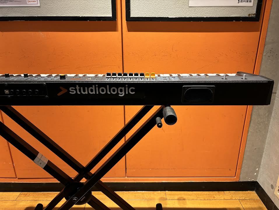 Studiologic Numa Compact 2x（中古/送料無料）【楽器検索デジマート】