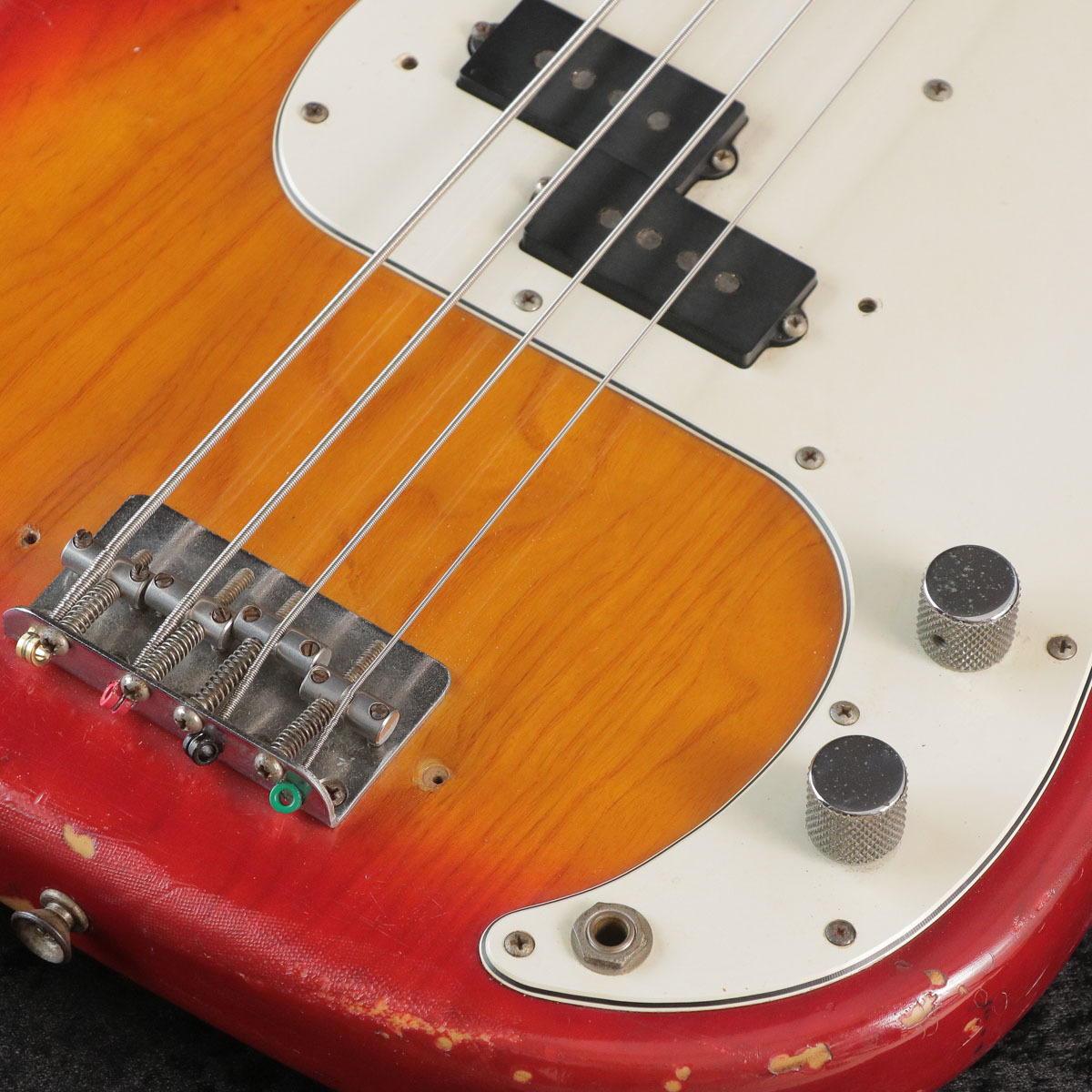 Fender 1981 Precision Bass Cherry Sunburst【御茶ノ水本店】（中古