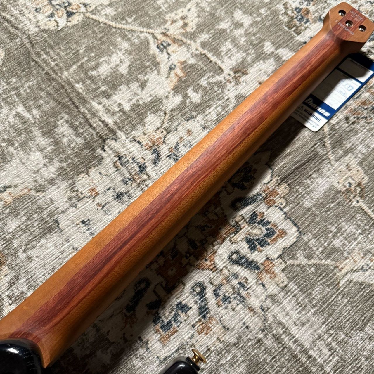 Ibanez Q52FMG ヘッドレス・ギター/Wt:2.25kg（新品/送料無料）【楽器