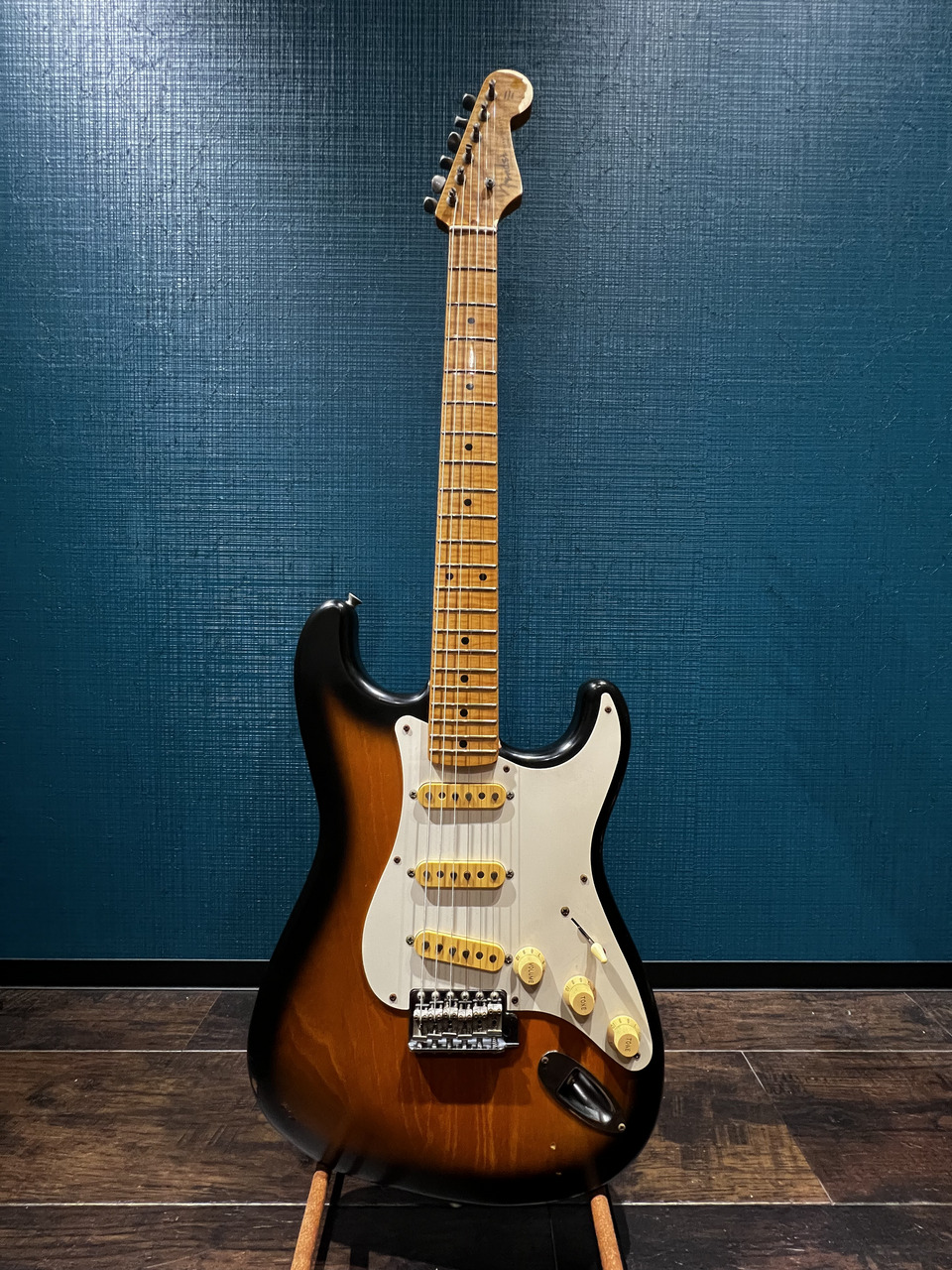 Fender Japan ST-54 70AS Photo Flame（中古）【楽器検索デジマート】