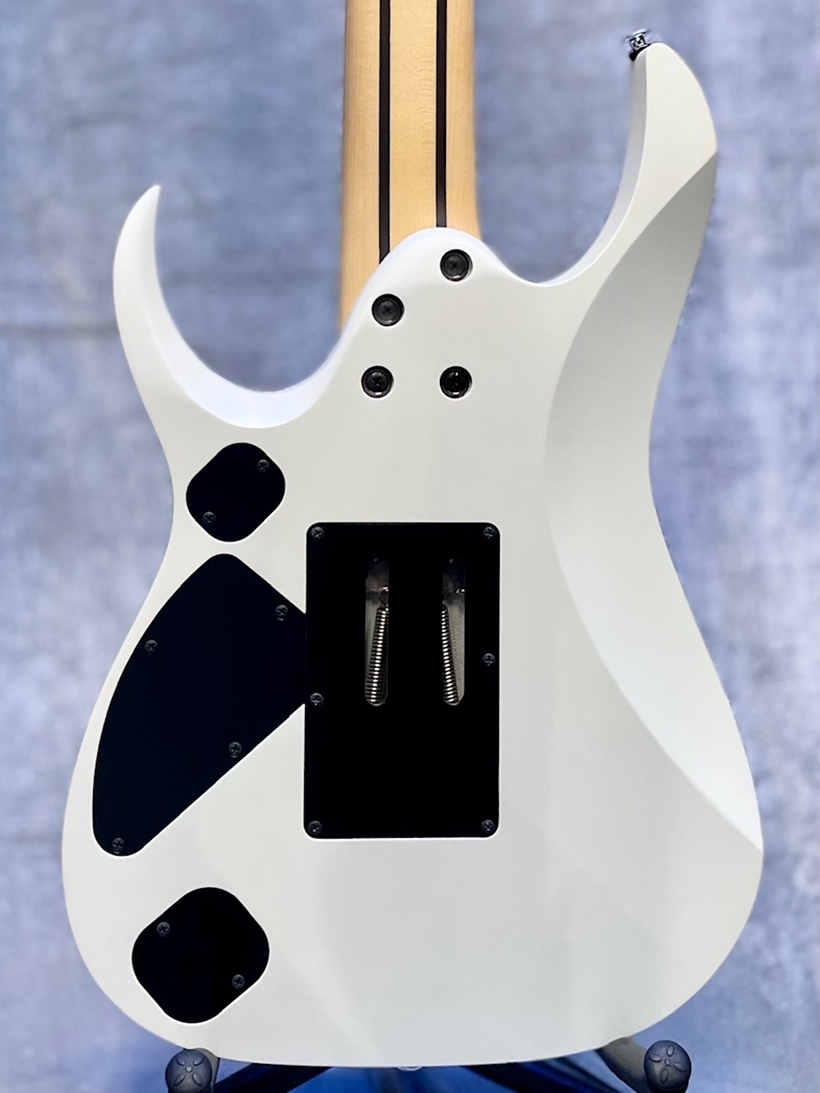 Ibanez Prestige RGD3127-PWF 7弦ギター Ibanez Prestige RGD3127 -PWF Pearl White Flat- 2018年製【7弦