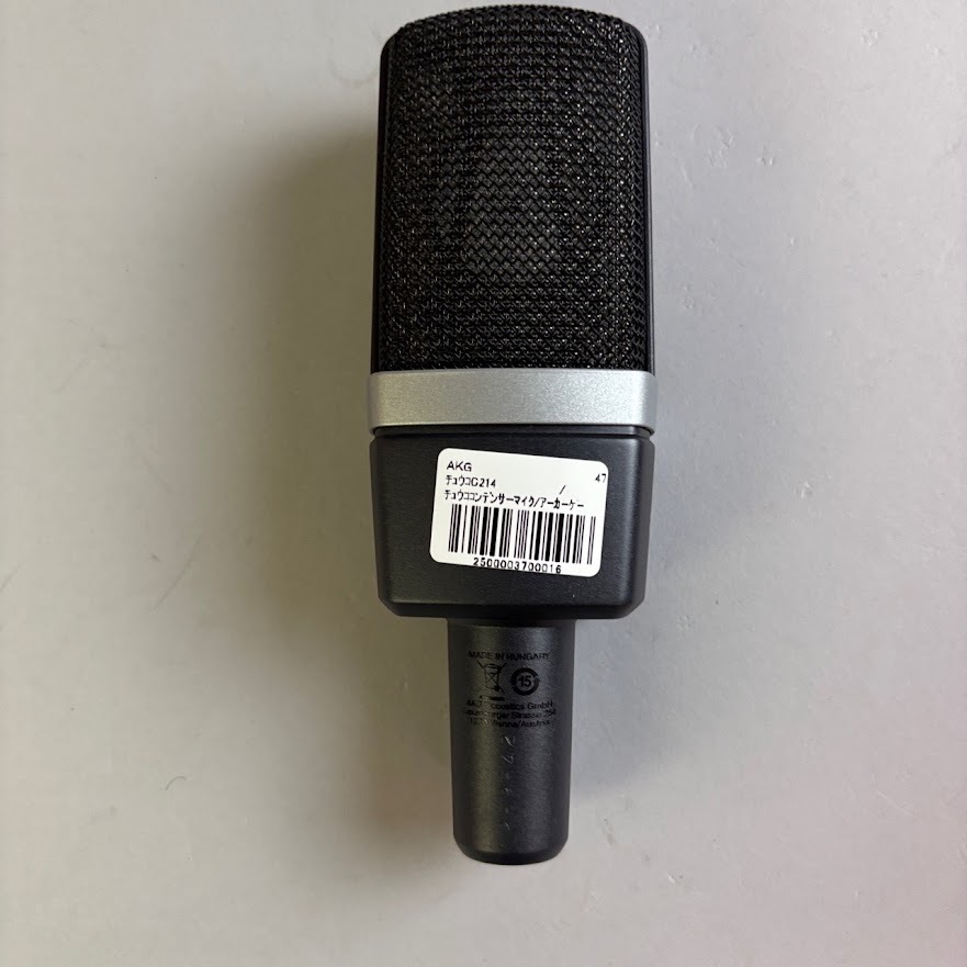 AKG C214 コンデンサーマイク 【中古】 AKG C214（中古/送料無料）【楽器検索デジマート】