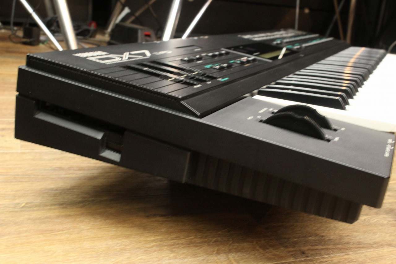 YAMAHA DX7II-FD 【キーボードマート新宿】【新宿店】（中古/送料無料