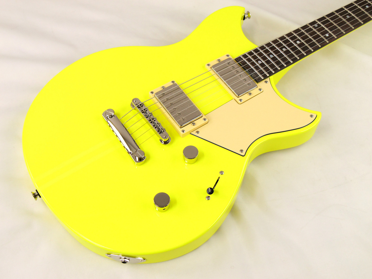 YAMAHA REVSTAR RSE20 (ネオンイエロー/NYW)（新品）【楽器検索