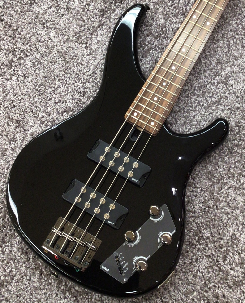 美品 YAMAHA ヤマハ TRBX304 BL エレキベース ブラック Amazon.com: Yamaha 4 String Bass Guitar, Right Handed, Black
