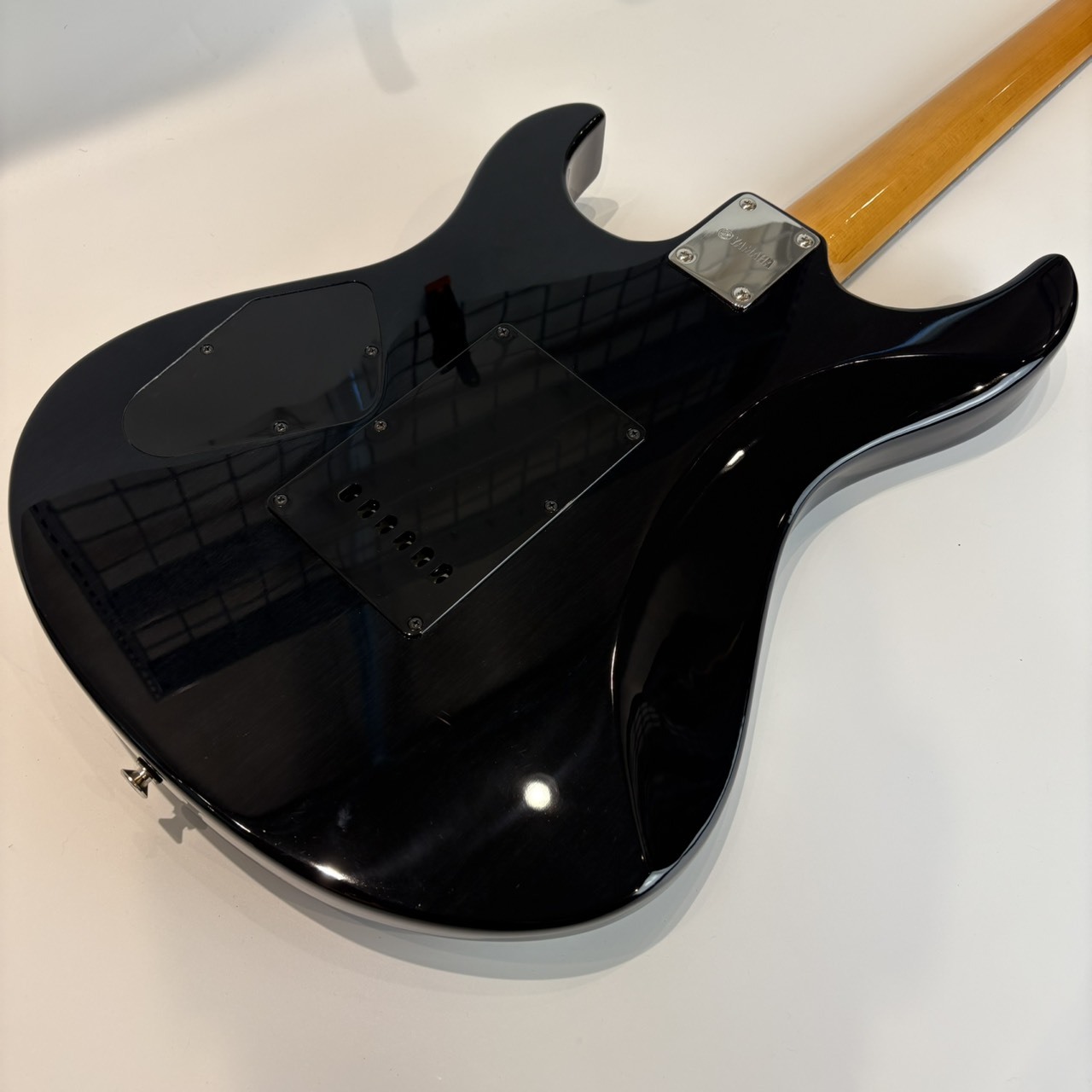 YAMAHA PACIFICA611VFM TBL トランスルーセントブラック